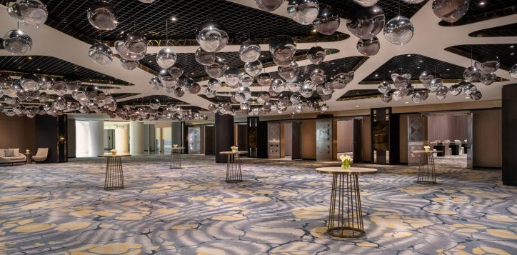 16_fairmont_foyer_empty-extra-hr