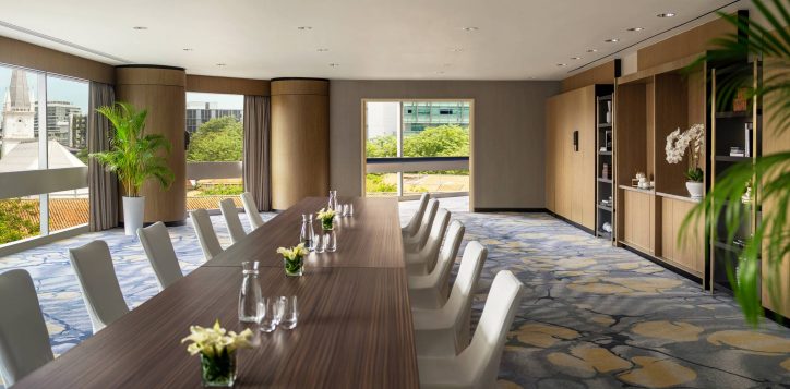 2_stamford_vip_boardroom1-edited-hr-3