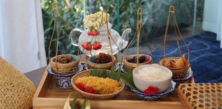 authentic-khao-chae-buffet-thai-lunch-buffet