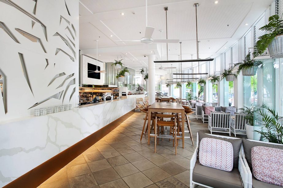 noosa-beach-house-bar