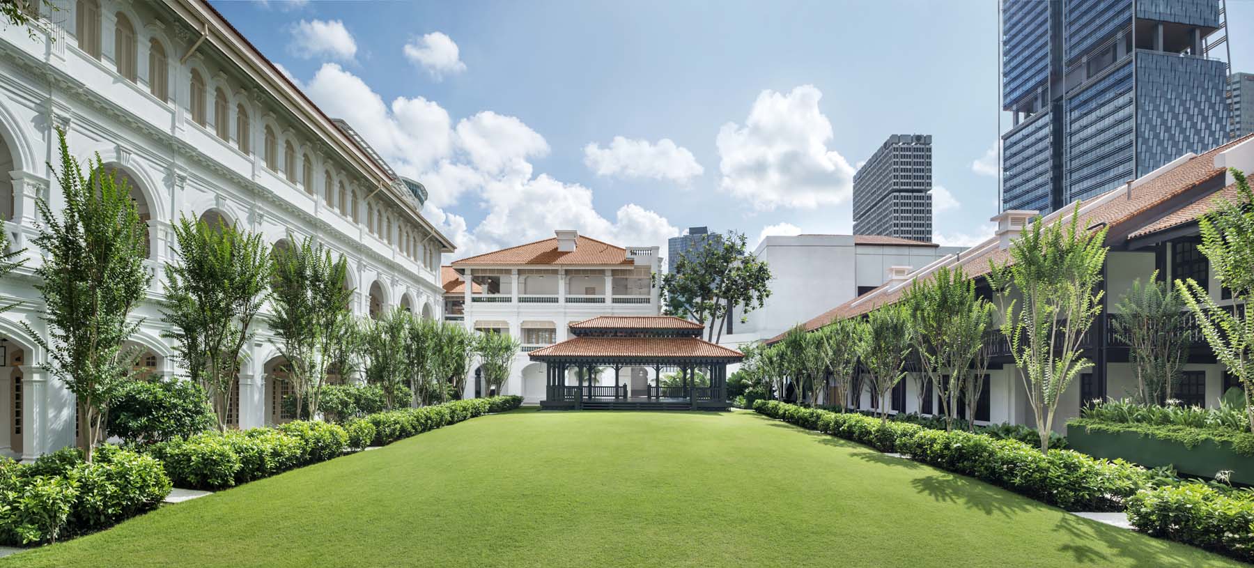 Raffles Singapore - The Lawn