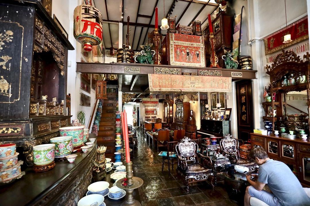 Raffles Singapore - The Intricacies of The Peranakan Culture