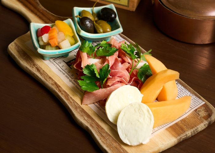 Parma Ham & Mozzarella Cheese Board