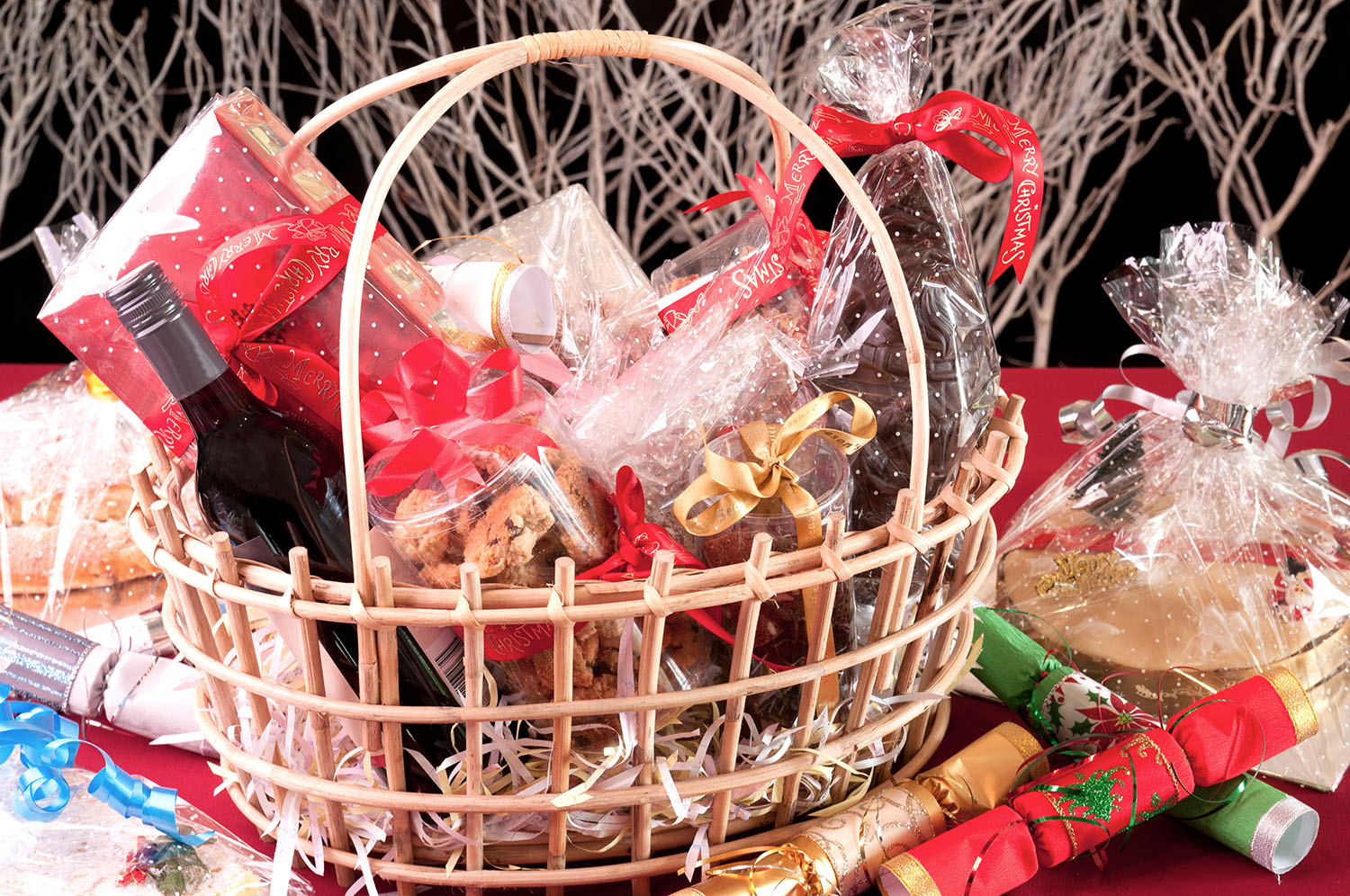DIY: Gift Basket To Impress Your Guests In The Holiday Season