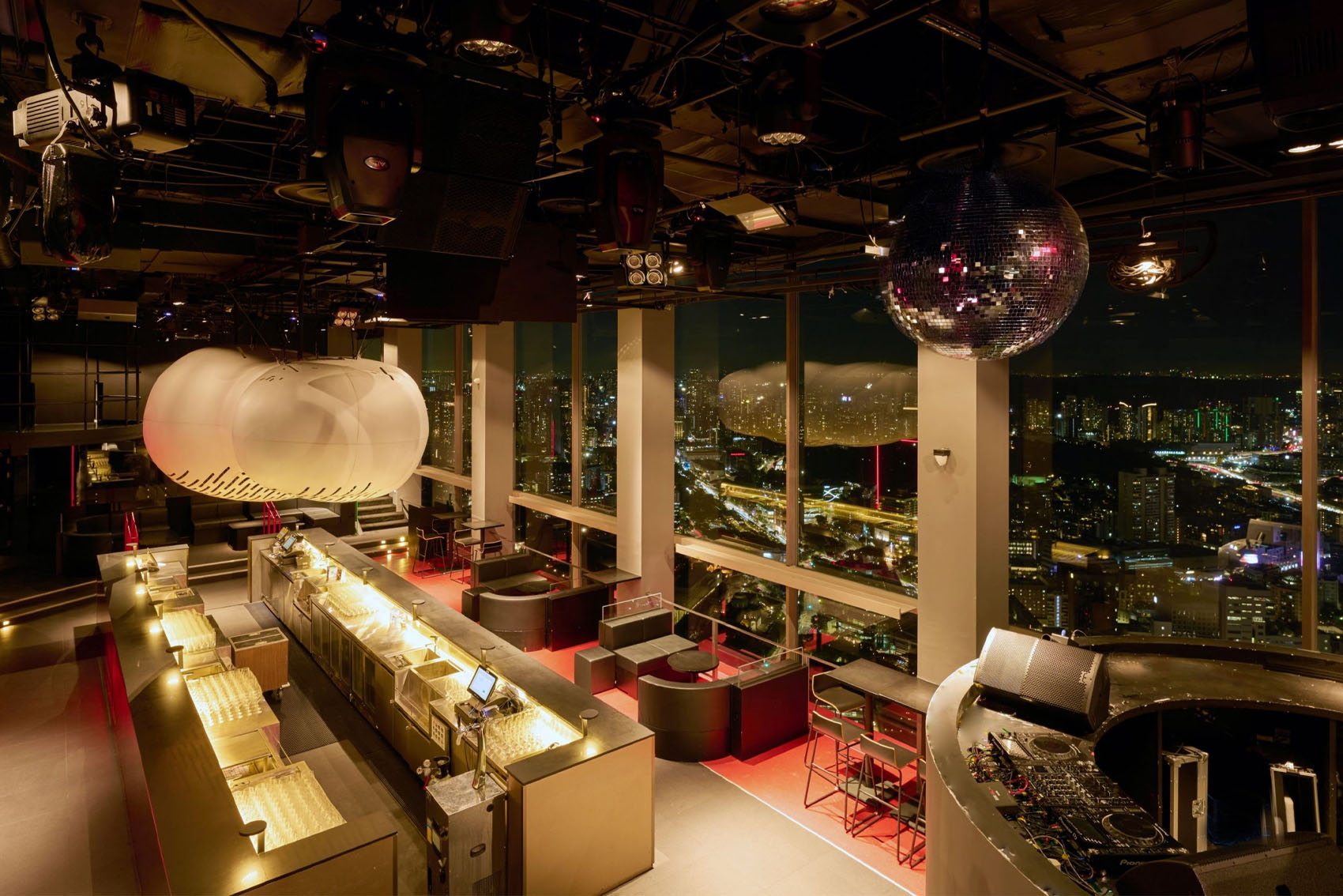 Discover The Top 7 Benefits of a Function Room in Central Singapore