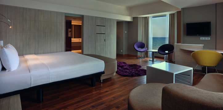 executive-room