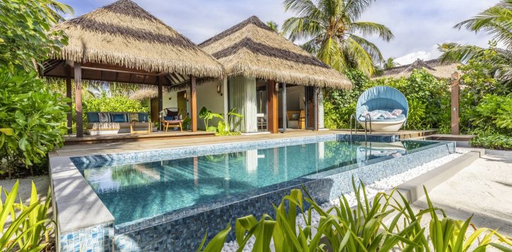 30_beach-pool-villa-exterior