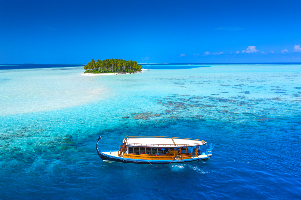 Pullman Maldives Maamutaa - Excursions