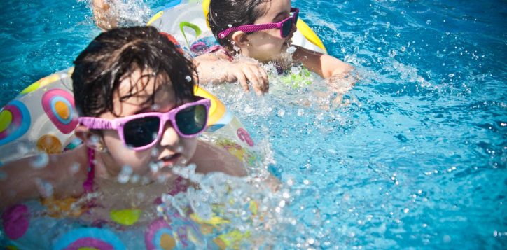 sunglasses-girl-swimming-pool-swimming-61129