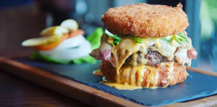 19955470_309228102869560_6220538552275435520_n