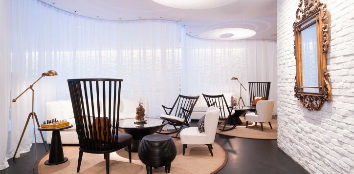 playground-on-mezzanine-seating-area-3