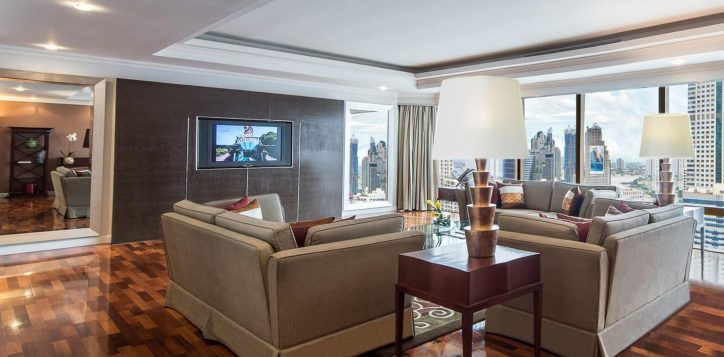 presidential-suite-with-view