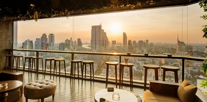 scarlett-rootop-bar-restaurant-outdoor-seating