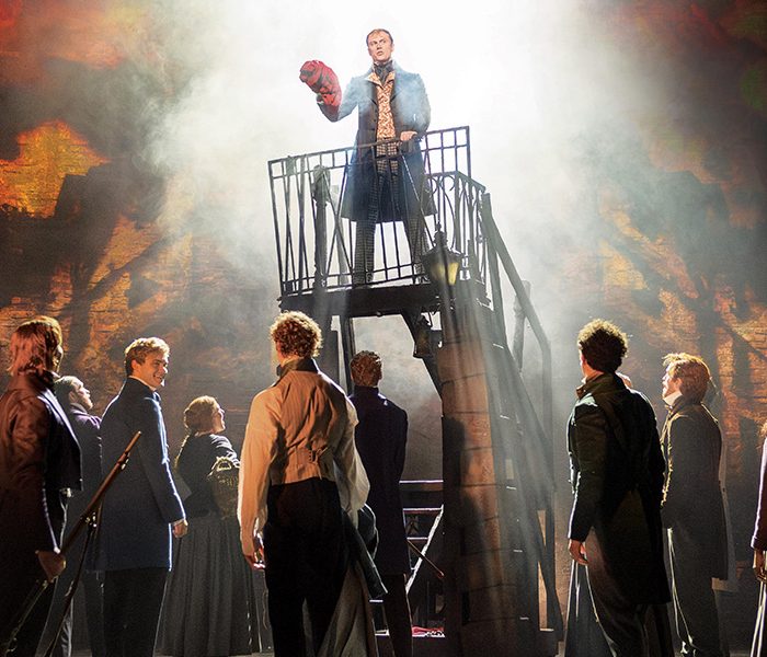 les-miserables-the-arena-spectacular