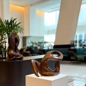 coming-soon-sculpture-exhibition-at-swissotel-sydney