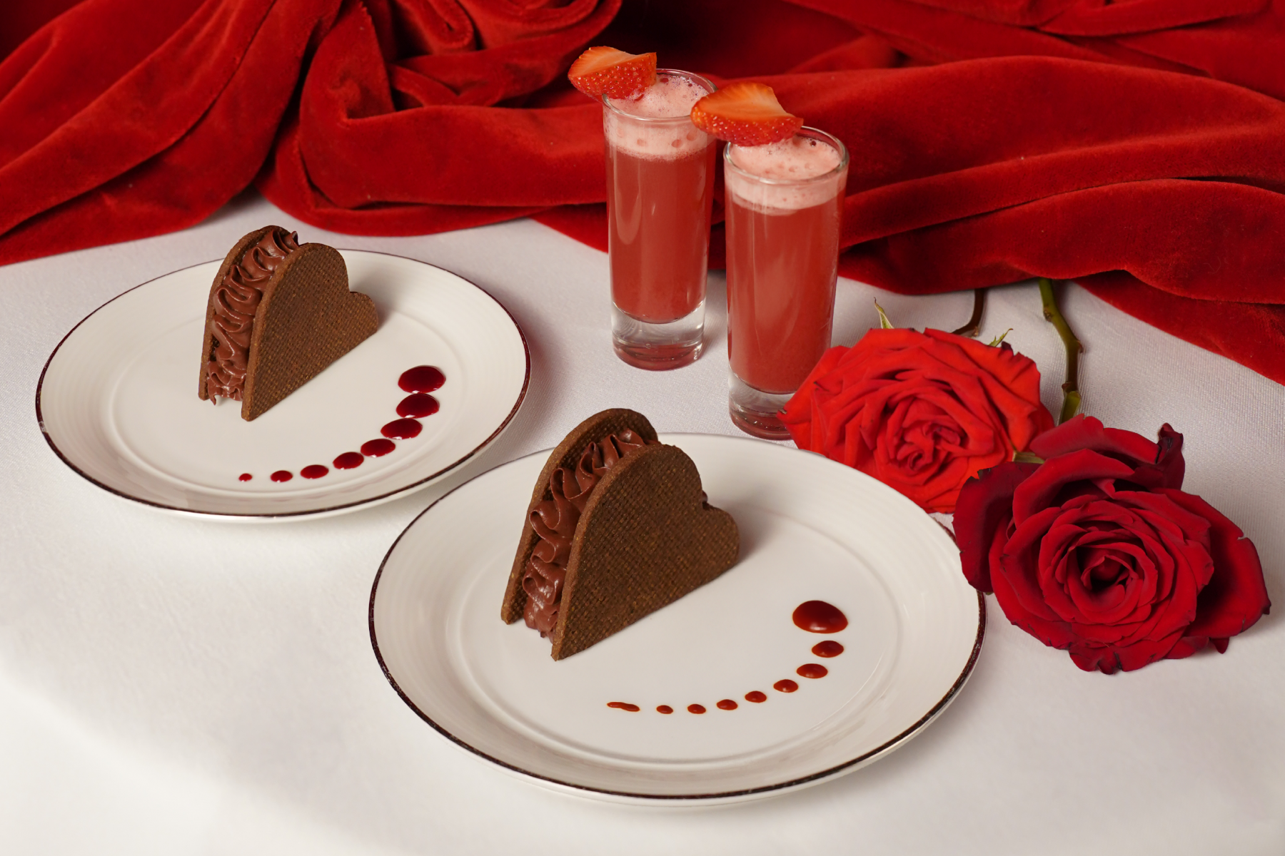 chuong-trinh-uu-dai-le-tinh-nhan-va-gio-hoat-dong-tet-nguyen-dan