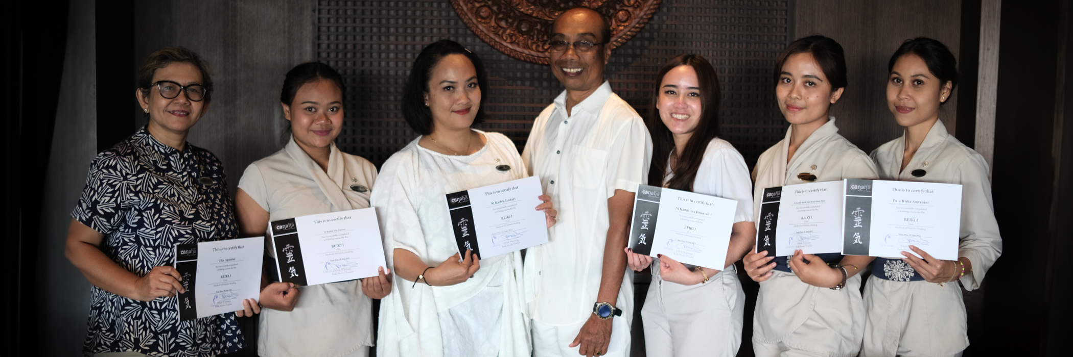 Raffles Bali - Raffles Bali Spa Therapist Successfully Completes Reiki Training, Enhancing Spa Treatments