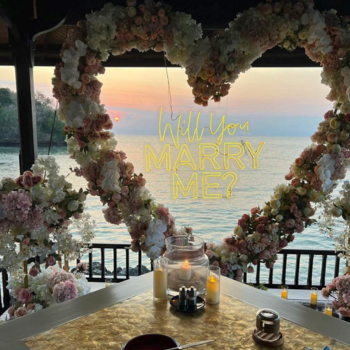 A night to remember, Wedding Proposal at Raffles Bali