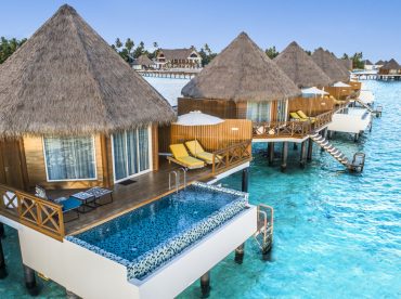 overwater-sunrise-pool-villa