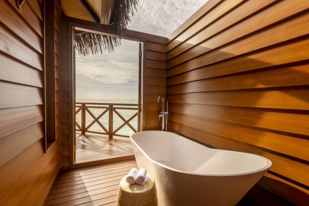 Over water sunset pool villa_Mercure Maldives Kooddoo