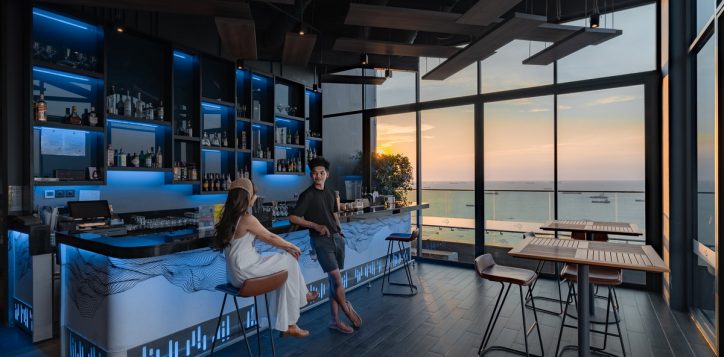 escape-to-paradise-with-the-sunset-package-at-novotel-marina-sriracha