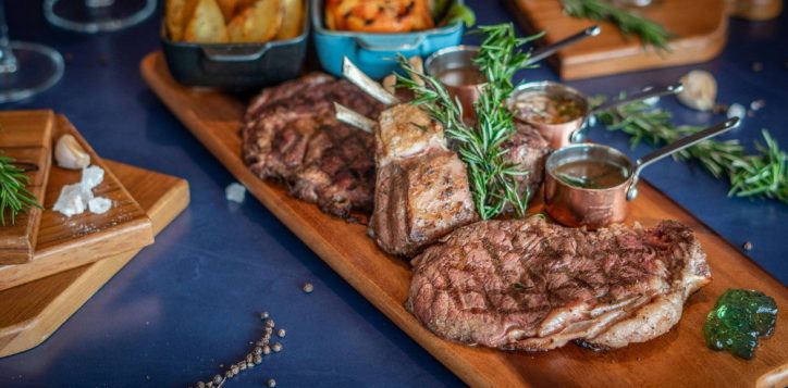 novotel-marina-sriracha-koh-si-chang-offer-diverse-dining-options