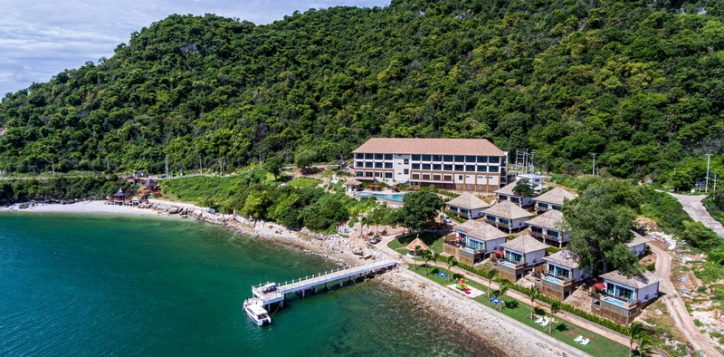 summer-at-novotel-koh-si-chang