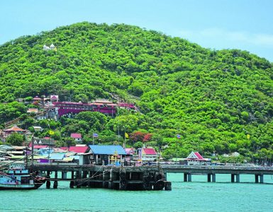 why-you-should-travel-to-sriracha-and-koh-sichang-during-the-green-season