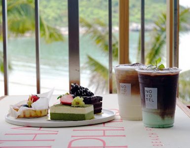 grand-opening-of-novotel-gourmet-bar-hat-tham-phang