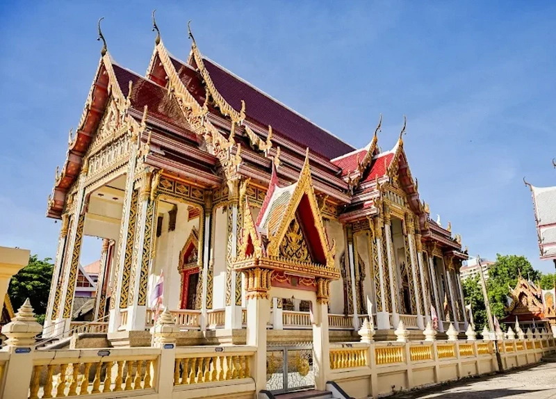 Wat Sri Maha Racha: A Tranquil Cultural Gem in Sriracha