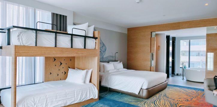 budget-friendly-travel-tips-for-your-family-getaway-with-novotel-marina-sriracha-koh-si-chang
