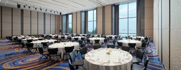why-novotel-sriracha-is-ideal-for-corporate-retreats-staff-parties