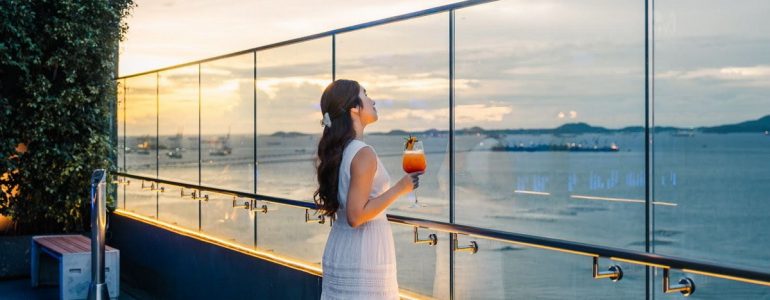 from-cocktails-to-sunsets-how-to-spend-an-evening-in-sriracha-like-a-local