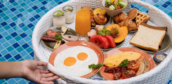 floating-breakfast-tray