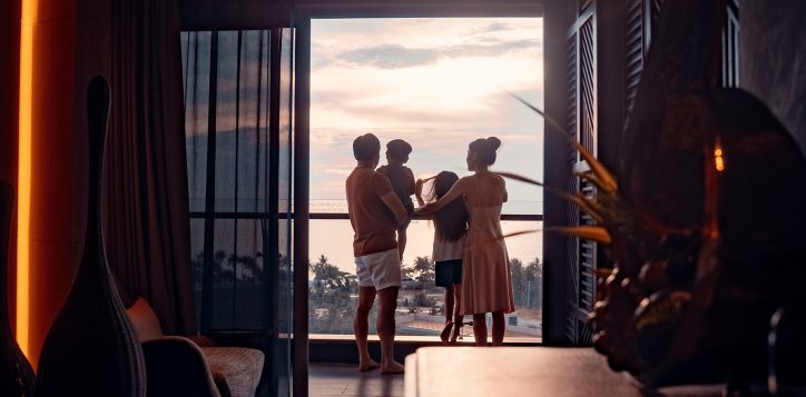 vietnam-phu-quoc-pullman-phu-quoc-beach-resort-balcony-family-2023-02-1