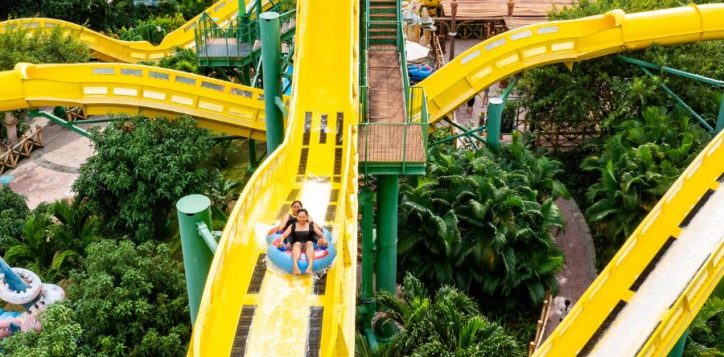 aquatopia-water-park-phu-quoc
