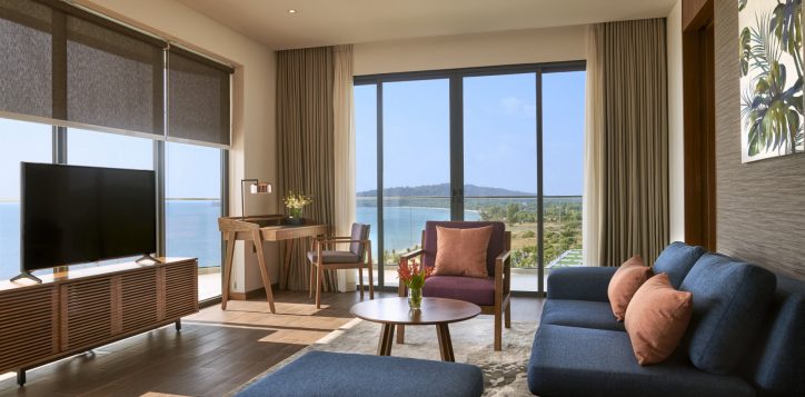 rooms-suites-villas