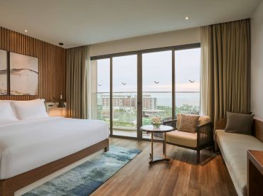 two-bedroom-family-studio-with-sea-view