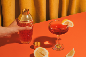 Mixology class at Aura Beach Club