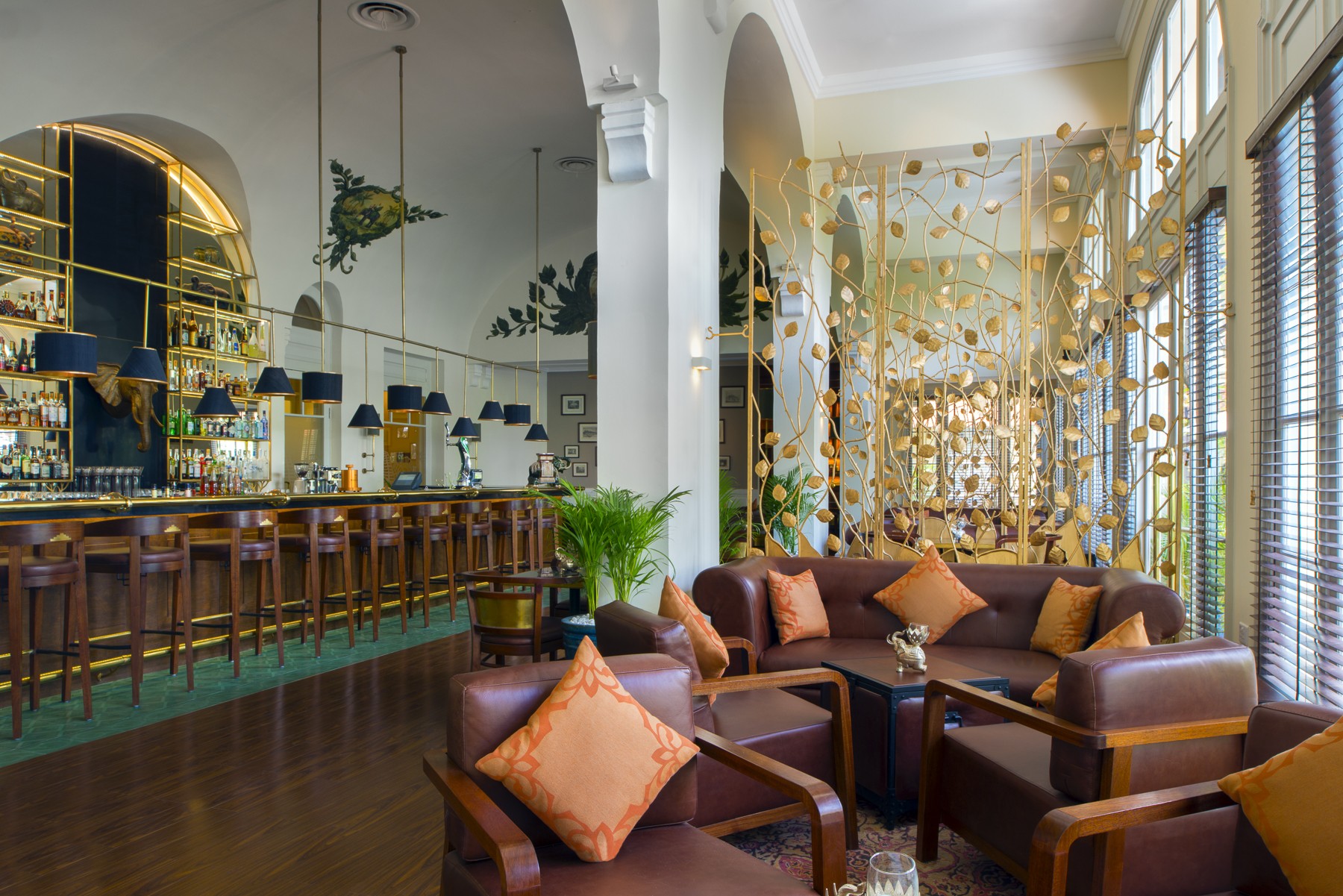 Elephant Bar Raffles Hotel Le Royal Phnom Penh