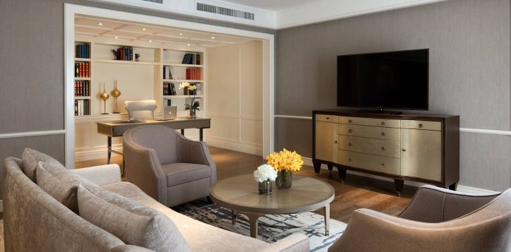 movenpick-bdms_presidential-suite_living-room-1-2