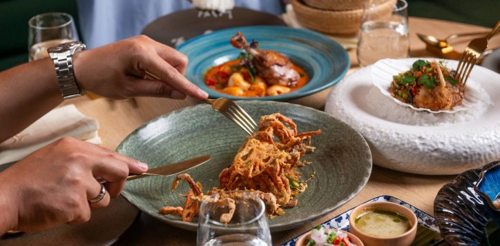 dao-ruek-mothers-day-menu-at-khum-hom
