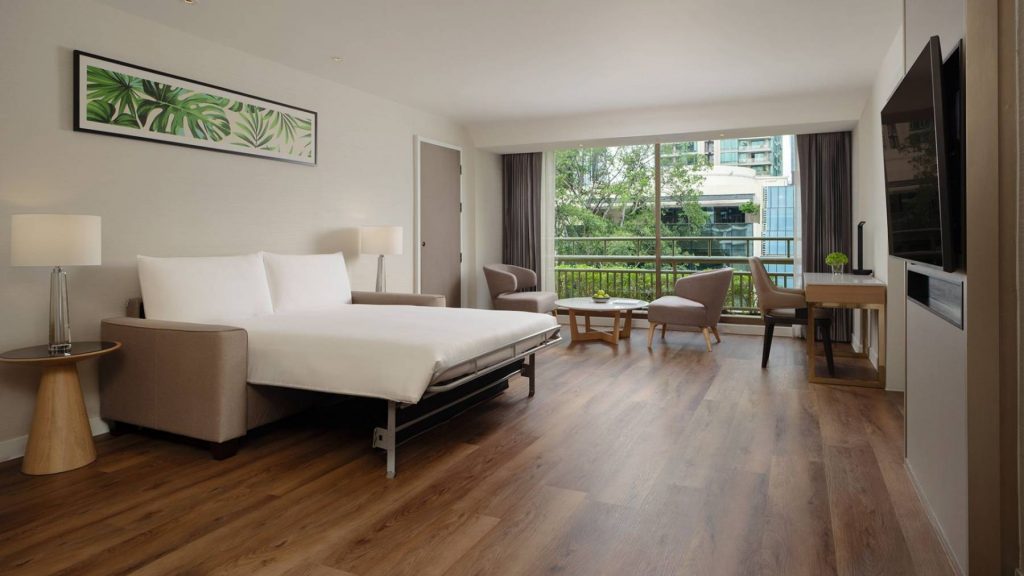 Bangkok Hotels, Movenpick Bangkok, Hotels in Ploenchit