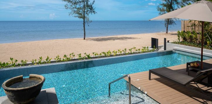 two-bedroom-beachfront-pool-villa
