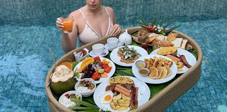 floating-breakfast