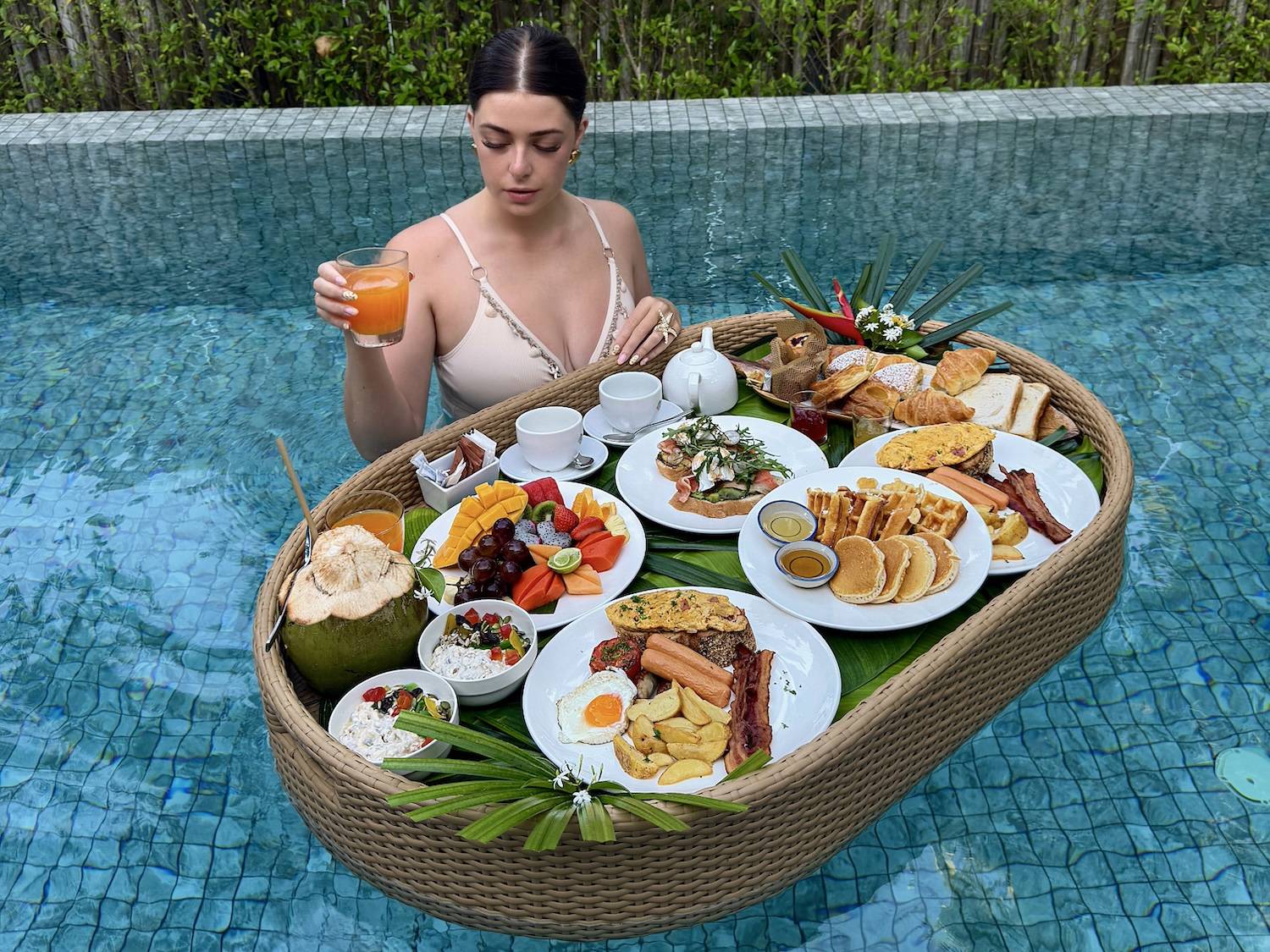 Floating Breakfast