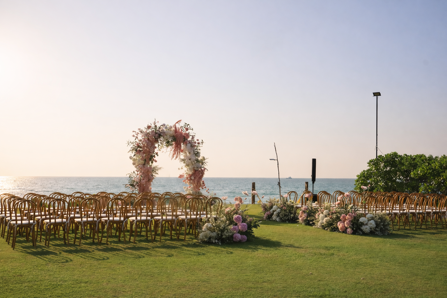 งานแต่งริมหาด เขาหลัก