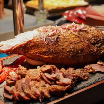 maddies-festive-offers-at-mad-cow-wine-grill-and-akasa-rooftop-bar