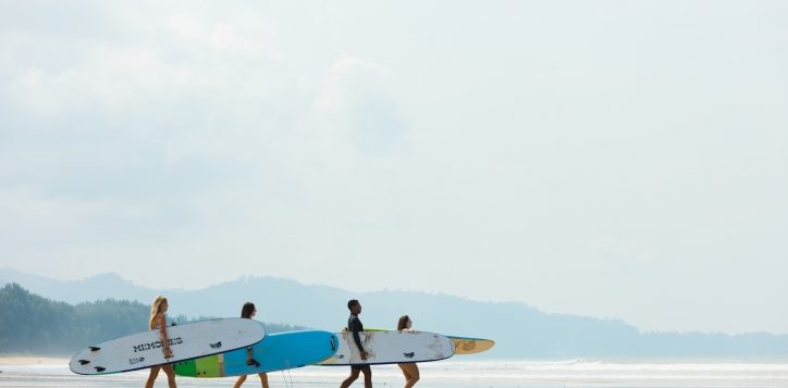 grand-mercure-khaolak-surfing-in-khao-lak-2