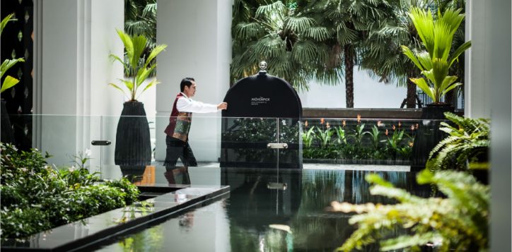 Bienvenue au Mövenpick Hotel Sukhumvit 15 "Oasis luxueuse et relaxante au cœur de Bangkok"